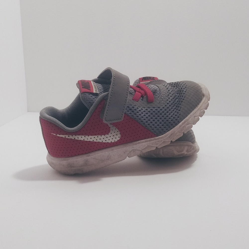 Nike Flex Experience RN 5 size 10C